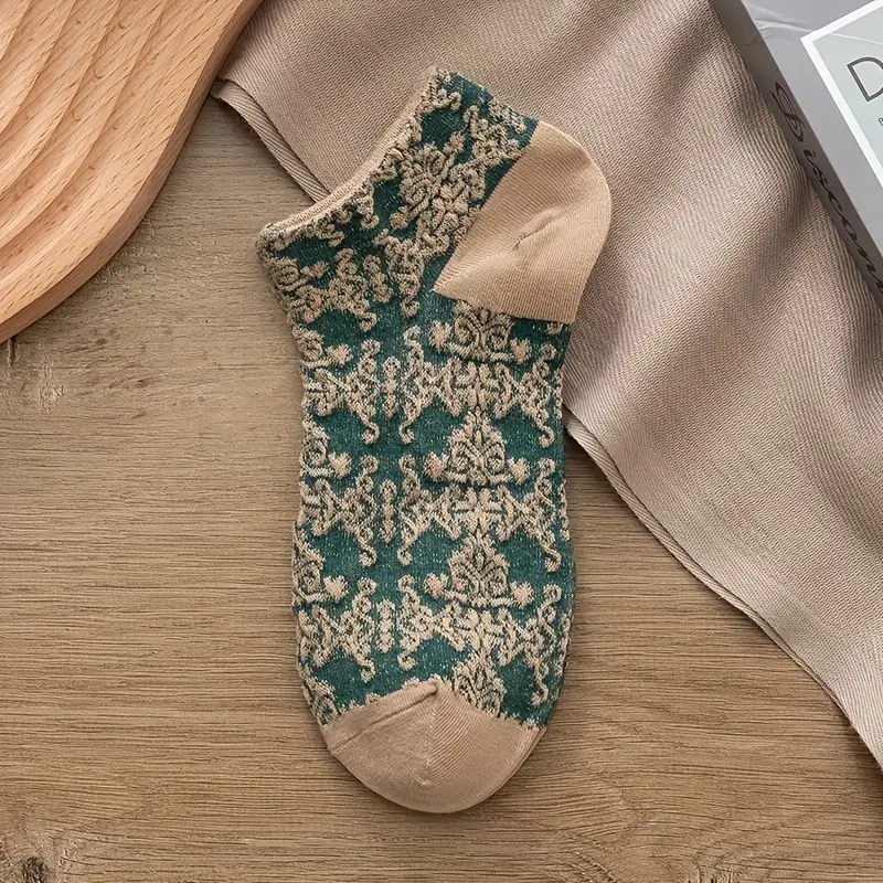 Vintage style ladies luxury feel ankle socks