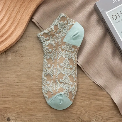 Vintage style ladies luxury feel ankle socks
