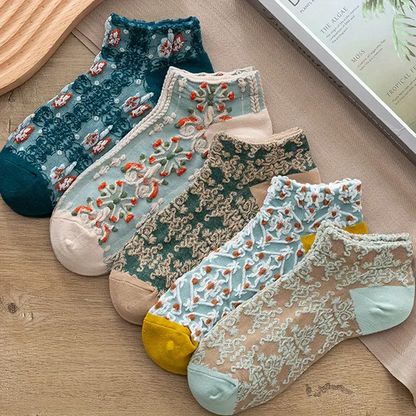 Vintage style ladies luxury feel ankle socks