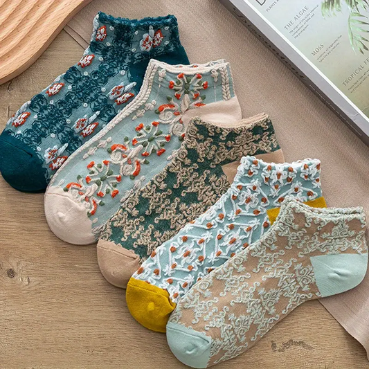 Vintage style ladies luxury feel ankle socks