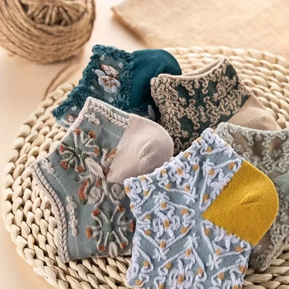 Vintage style ladies luxury feel ankle socks