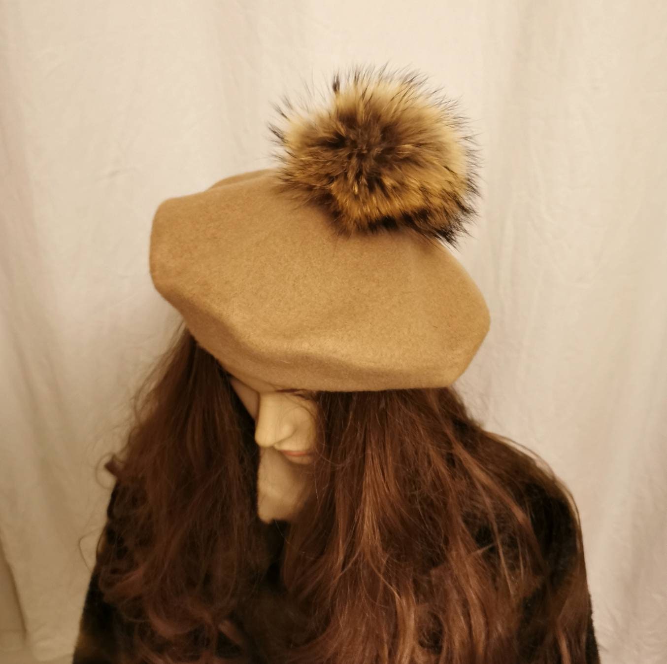 Wool beret Vintage Style with Racoon pom pom real fur