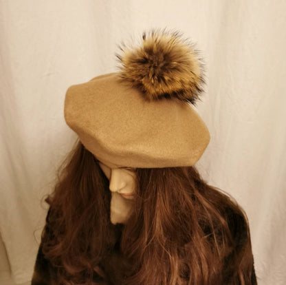 Wool beret Vintage Style with Racoon pom pom real fur