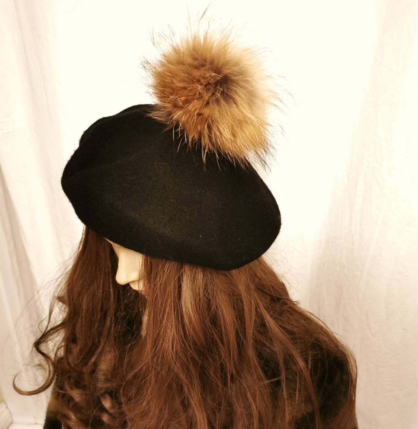 Wool beret Vintage Style with Racoon pom pom real fur