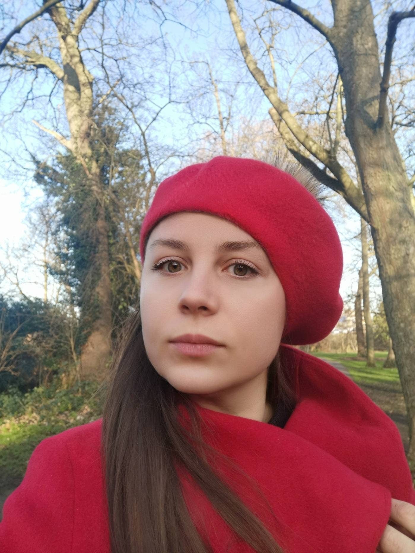Wool beret Vintage Style with Racoon pom pom real fur