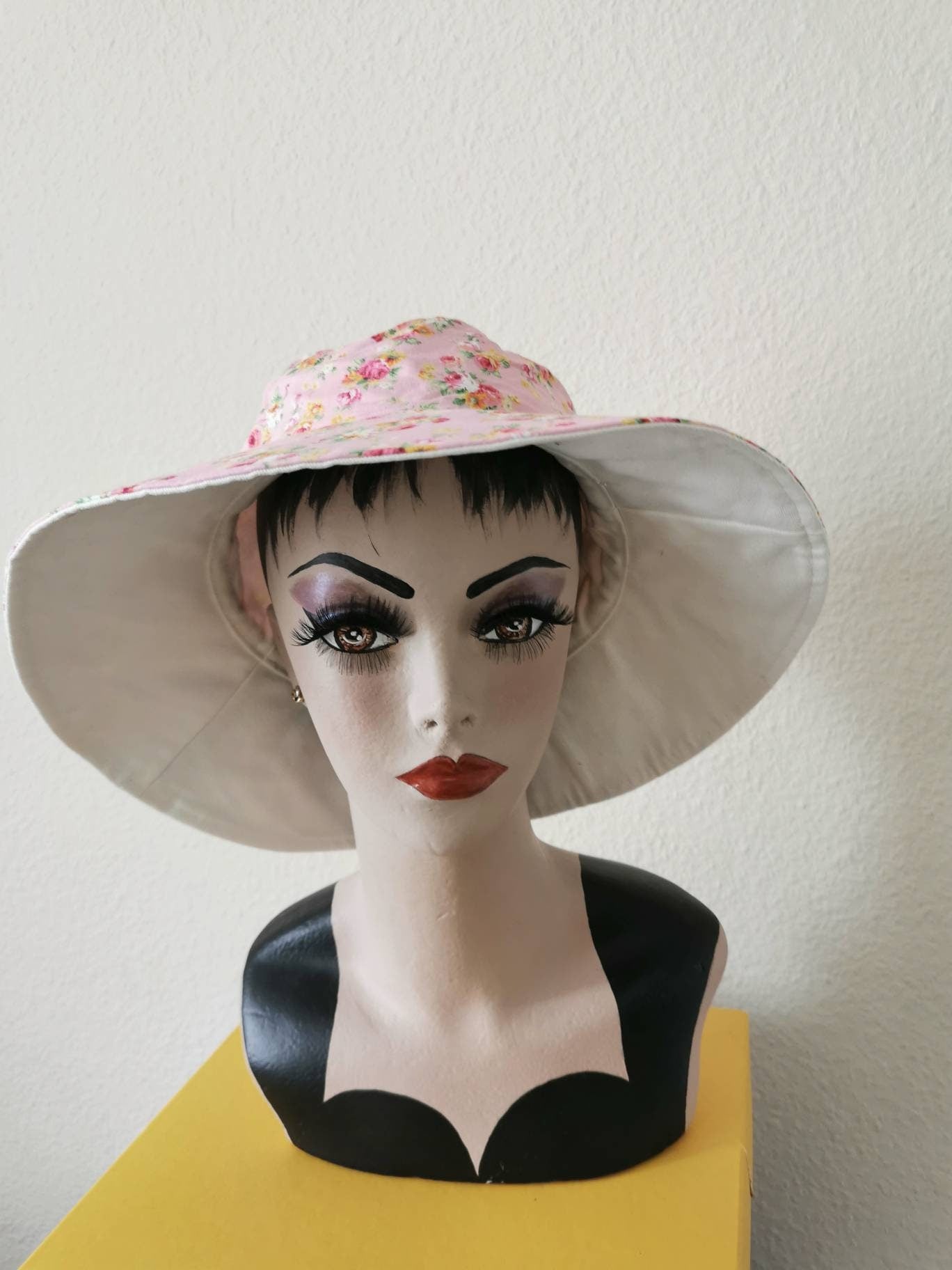 Ladies Summer Hat Wide Brim Flower Floppy Sun Hat Reversible Pink Blue Cotton Handmade