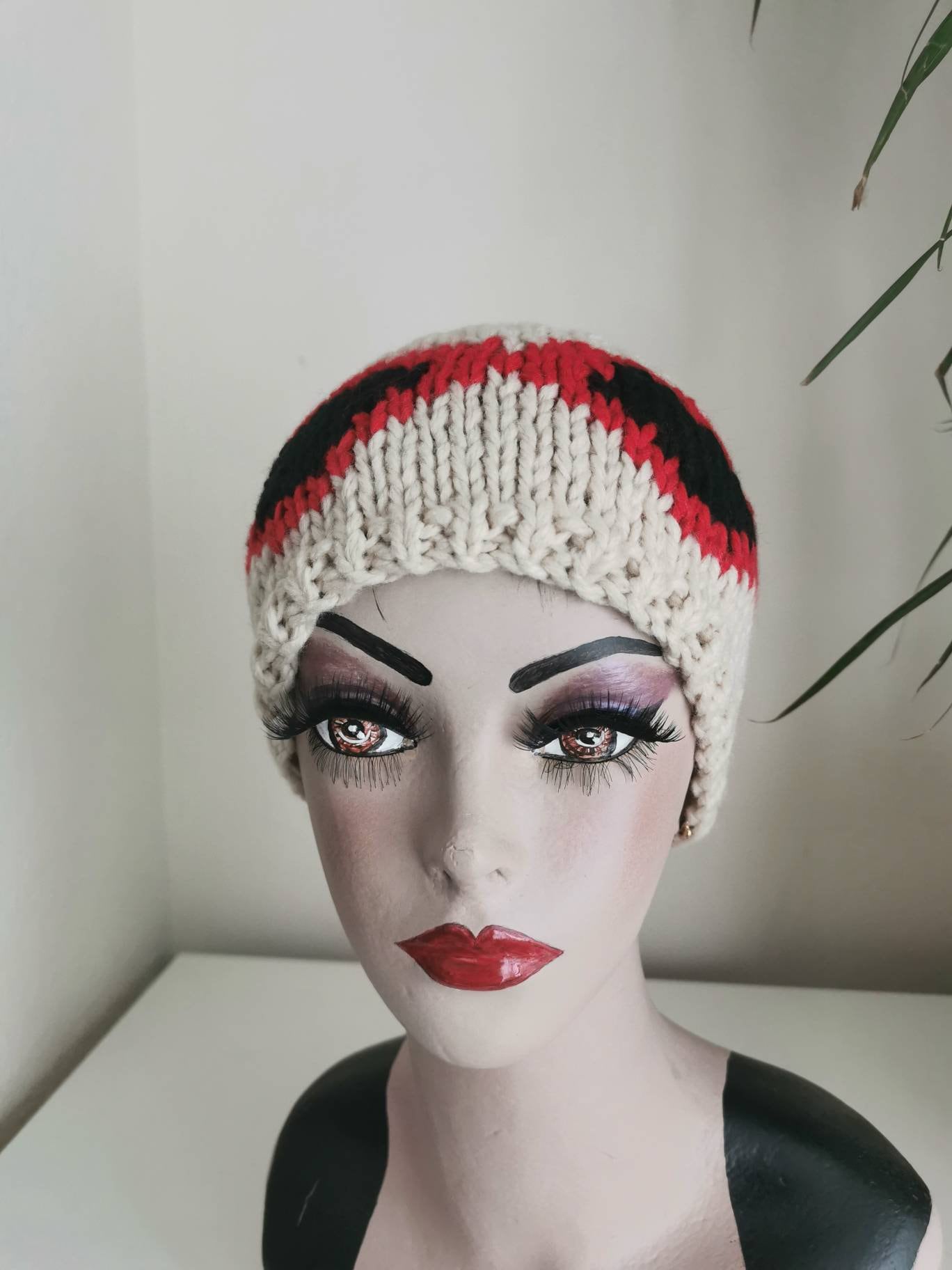 Hand-Knitted Cream Winter Headband - Cozy Wide Ear Warmer Fashion Accessory for Women Classic Neutral Style Red Glasses