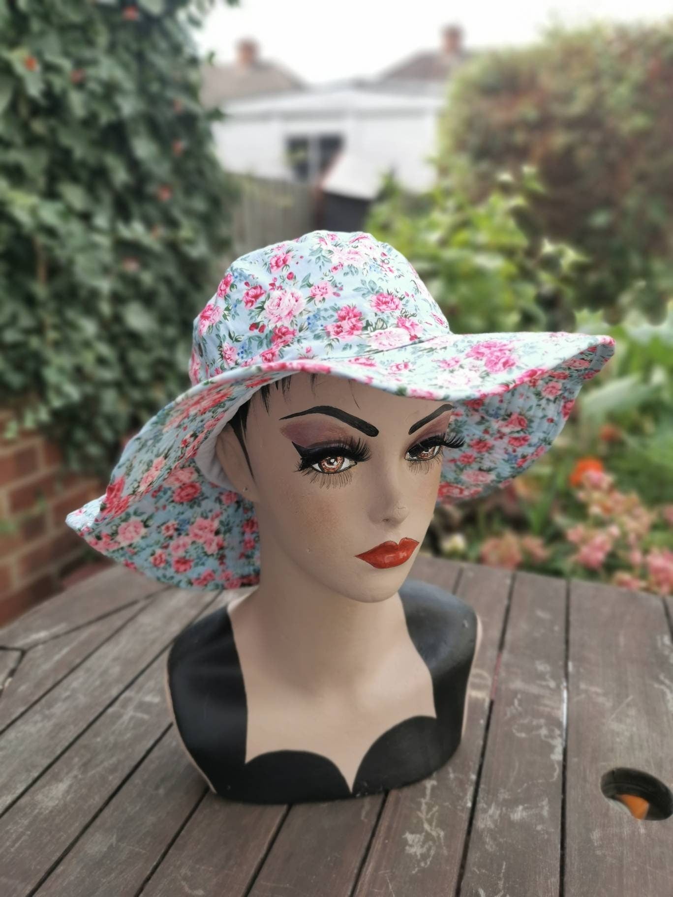 Ladies Wide Brim Summer Hat Flower Floral Print Sun Hat Gardening