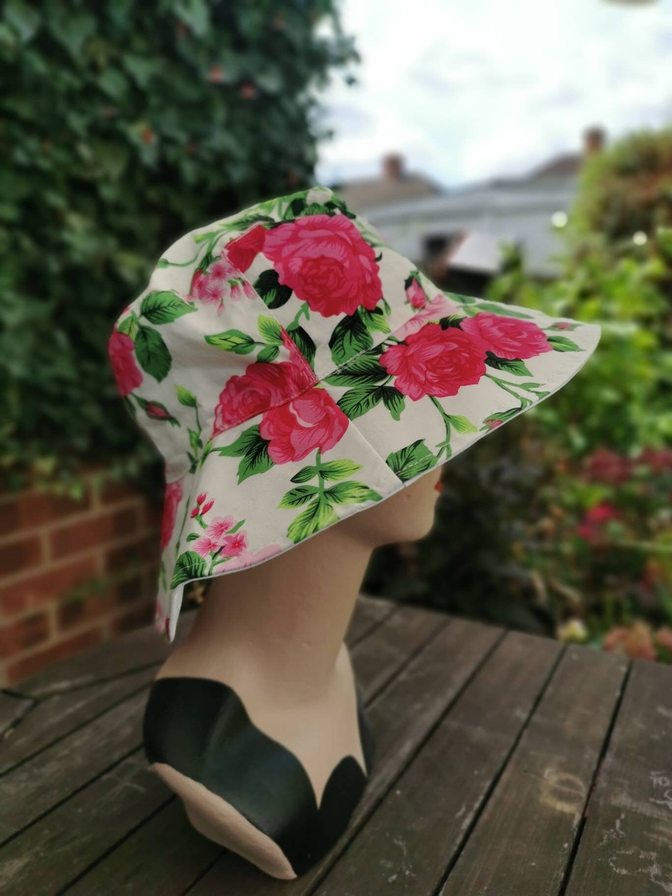 Pink Floral Rose Sumer Reversible Floppy Cotton Hat Wide Brim Hat Gardening
