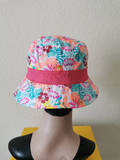 Bucket hat. Girl's bucket hat. Floral  bucket hat. Perfect for festivals/ gigs. Flamingo theme.